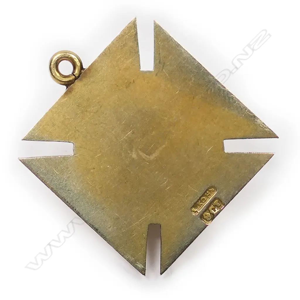 Kohn 9ct gold medallion, Image 1++